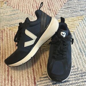 Veja Black Athletic Shoes Modern Comfort Design